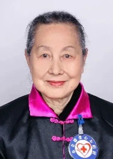 DƬ